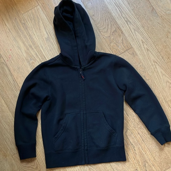 BDDW lady holding a bear head hoodie! - Picture 14 of 16